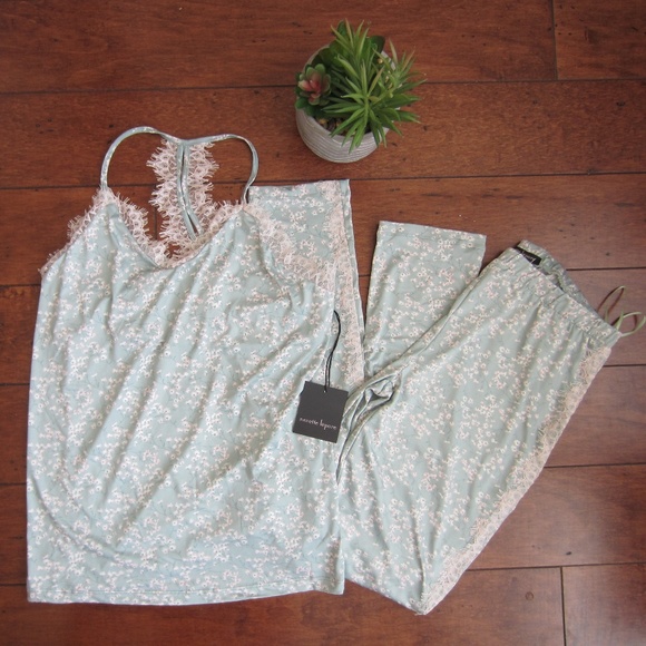 Nanette Lepore Other - NWT Nanette Lepore Mint White Floral Pajama Set M